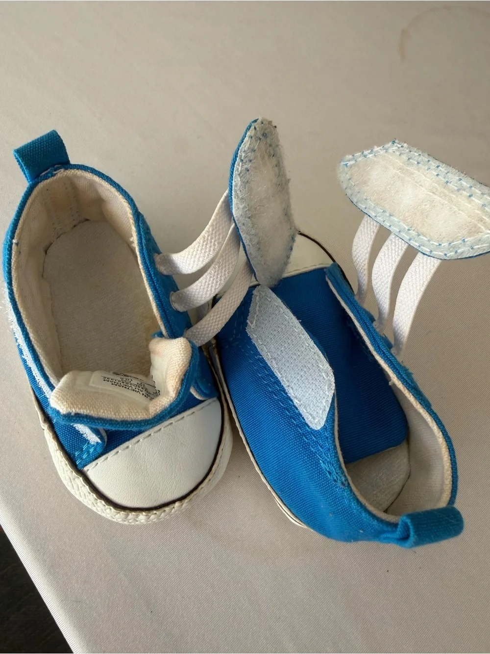 Converse Easy Slip Electric Blu Crib